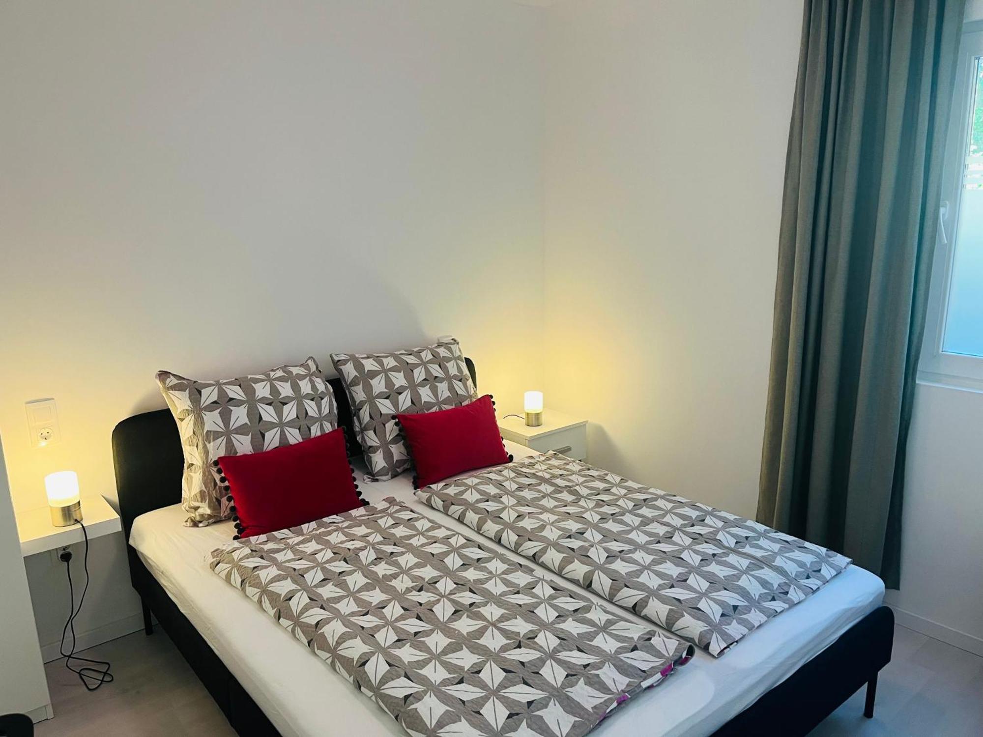Balatonszárszó Marton Apartman מראה חיצוני תמונה
